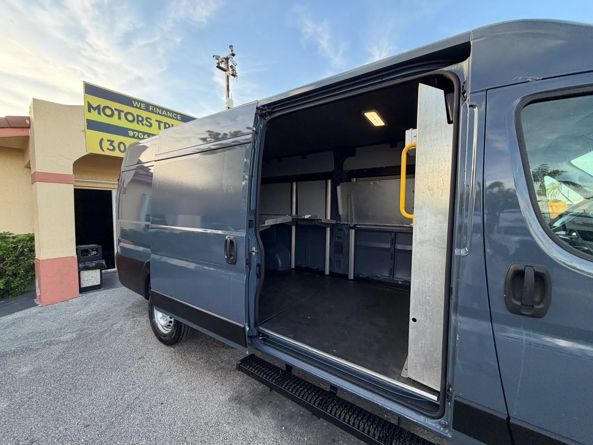 Used 2020 RAM ProMaster 3500 FWD image 7