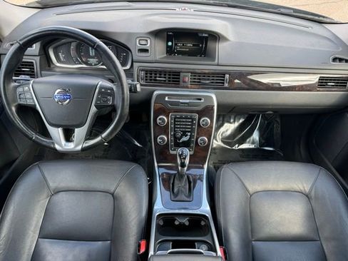 Used 2015 Volvo XC70 T6 Platinum image 12