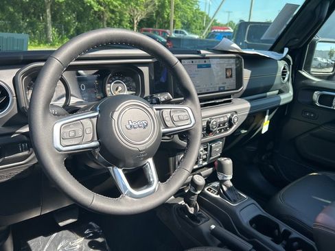 New 2025 Jeep Wrangler Sahara image 53