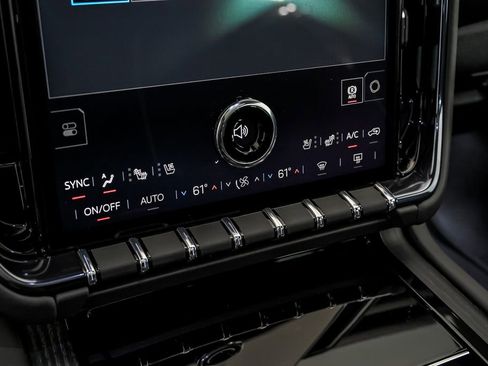 New 2026 GMC Yukon XL AT4 Ultimate w/ LPO, Floor Liner Package AWD/4WD image 19