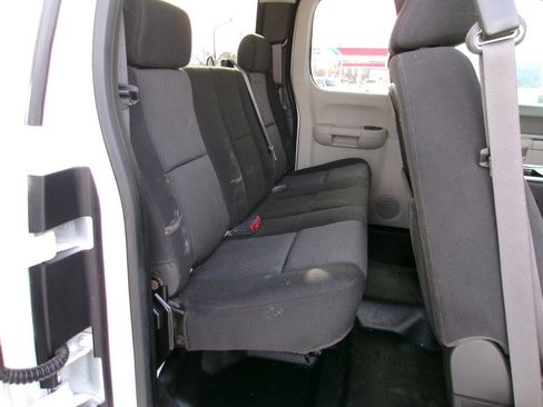 Used 2013 Chevrolet Silverado 2500 W/T image 15