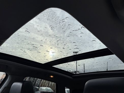 Used 2010 Cadillac SRX Performance image 15