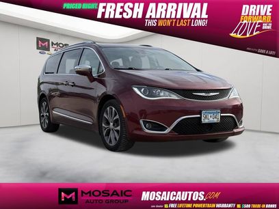 Used 2017 Chrysler Pacifica Limited