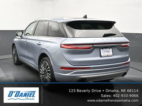 Used 2022 Lincoln Corsair Reserve w/ Equipment Group 201A AWD/4WD image 4