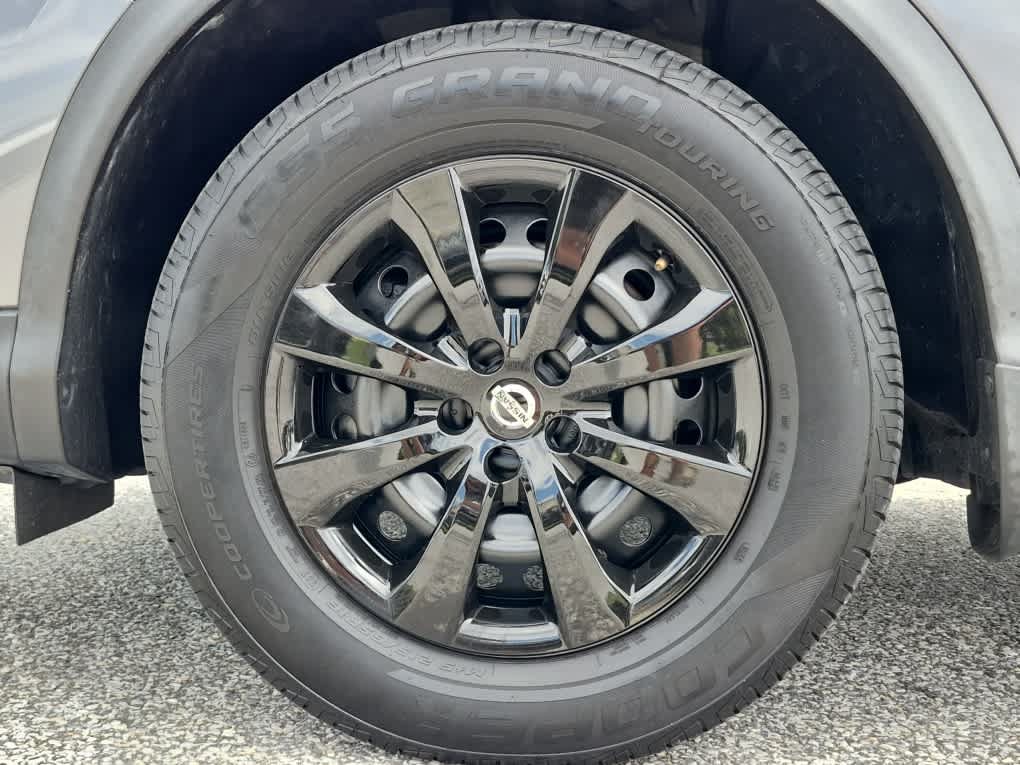 Used 2020 Nissan Rogue Sport S FWD image 6