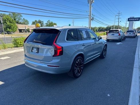 Certified 2025 Volvo XC90 B6 Plus AWD/4WD image 5