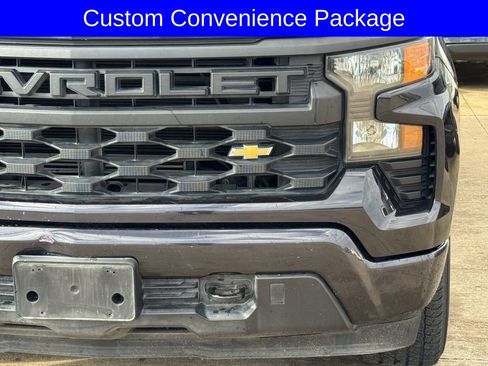 Used 2022 Chevrolet Silverado 1500 Custom image 9