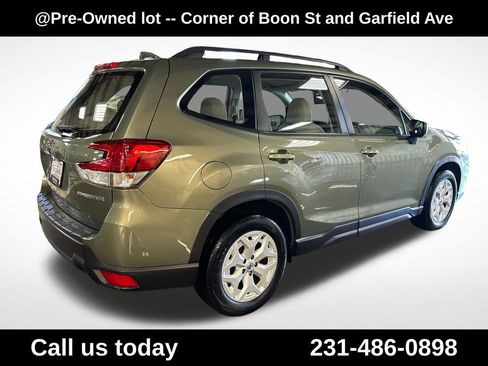 Used 2019 Subaru Forester w/ Alloy Wheel Package AWD/4WD image 5