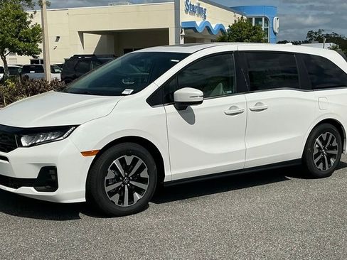 New 2026 Honda Odyssey EX-L image 2