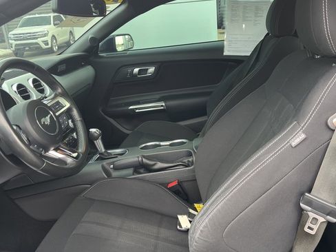 Used 2019 Ford Mustang GT image 19