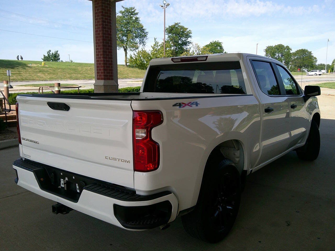 Used 2025 Chevrolet Silverado 1500 Custom AWD/4WD image 8