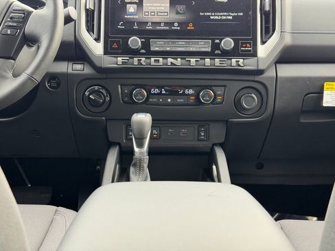New 2026 Nissan Frontier SV image 25