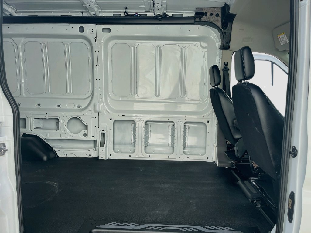 Used 2026 Ford Transit 250 148 Medium Roof RWD image 24