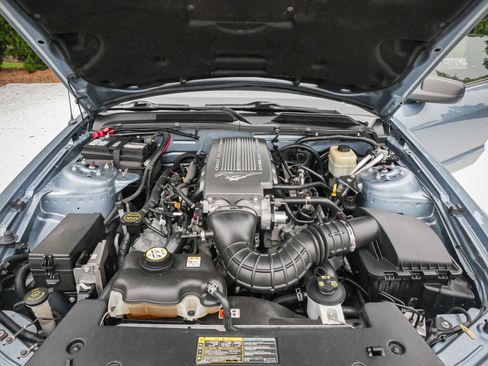 Used 2006 Ford Mustang GT Premium RWD image 31