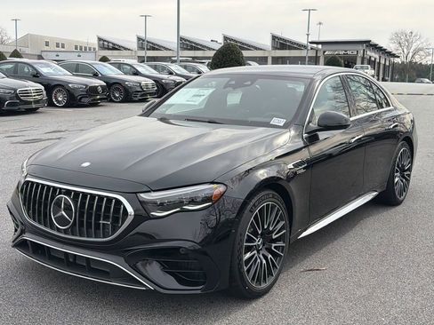 New 2026 Mercedes-Benz E 53 AMG e 4MATIC Sedan image 3