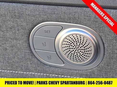 Used 2023 Hyundai Elantra Limited w/ Preferred Accessory Package image 21