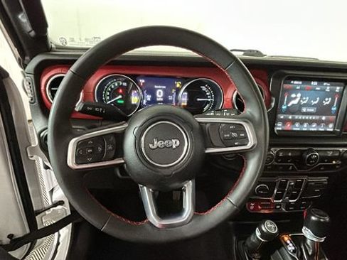 Used 2023 Jeep Wrangler Unlimited Rubicon 4xe AWD/4WD image 13