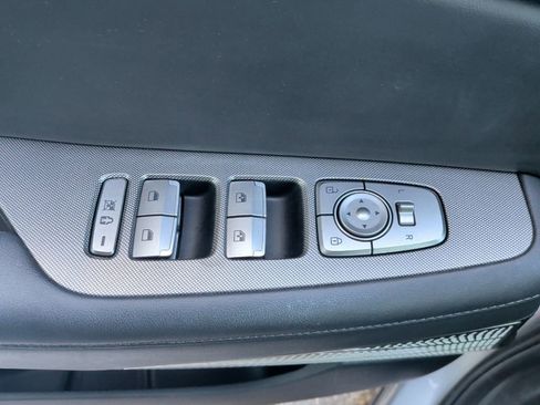 Used 2021 Hyundai Palisade Limited image 18