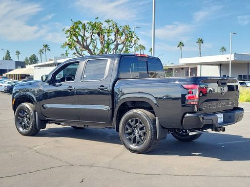 New 2026 Nissan Frontier SV w/ Tow Package AWD/4WD image 2