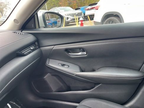 Used 2023 Nissan Sentra SV w/ All-Weather Package image 28