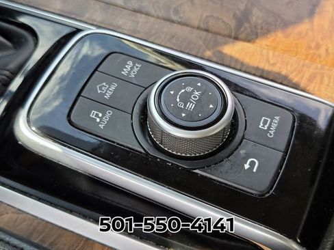 Used 2024 Nissan Armada SL w/ Captain's Chairs Package image 30