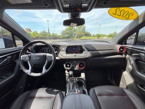 Used 2022 Chevrolet Blazer RS w/ Enhanced Convenience Package FWD image 25