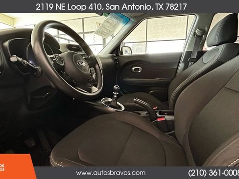 Used 2018 Kia Soul FWD image 48