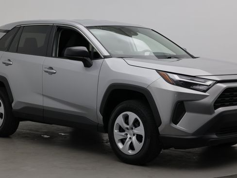 Used 2025 Toyota RAV4 LE FWD image 3