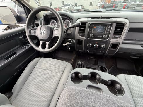 Used 2015 RAM 2500 Tradesman w/ Chrome Appearance Group image 3