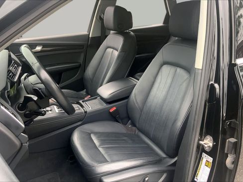 Used 2019 Audi Q5 2.0T Premium Plus w/ Premium Plus Package AWD/4WD image 8