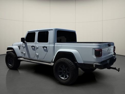 Used 2020 Jeep Gladiator Overland image 6