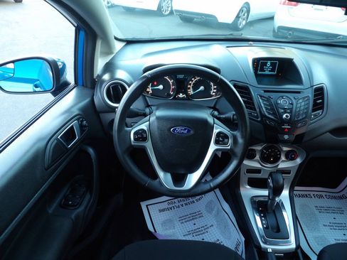 Used 2016 Ford Fiesta SE FWD image 5