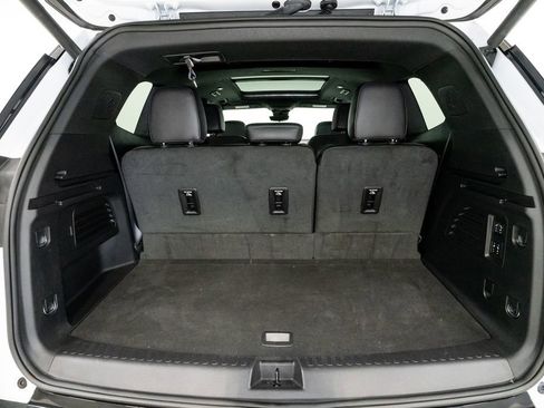 Used 2024 GMC Acadia Denali w/ Super Cruise Package image 36