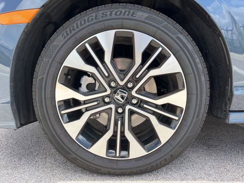 Used 2026 Honda Odyssey Elite image 12