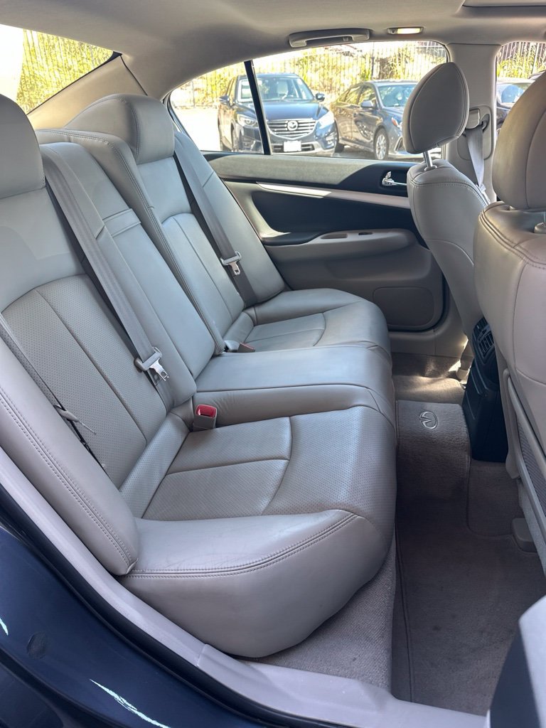 Used 2009 INFINITI G37 x Sedan w/ Premium Pkg AWD/4WD image 4