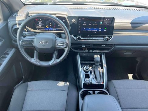 Used 2024 Chevrolet Colorado Trail Boss w/ Technology Package AWD/4WD image 14