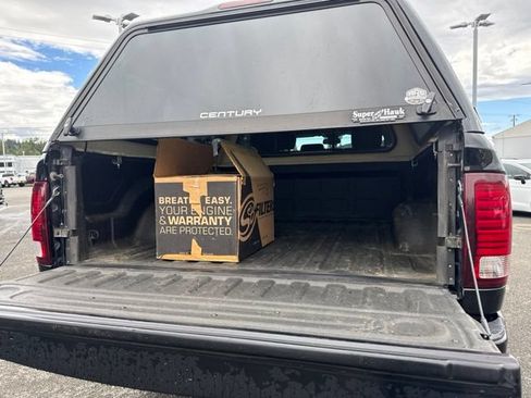 Used 2015 RAM 2500 Laramie w/ Black Appearance Group AWD/4WD image 15