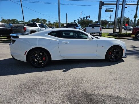 Certified 2023 Chevrolet Camaro SS image 6