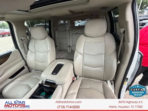 Used 2019 Cadillac Escalade ESV Premium Luxury AWD/4WD image 19