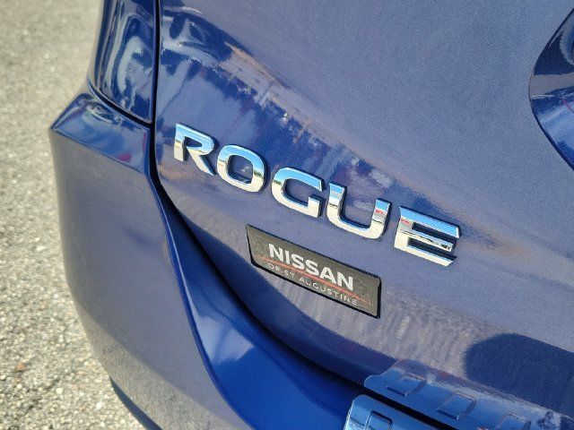 Used 2019 Nissan Rogue S w/ Special Edition Package FWD image 8