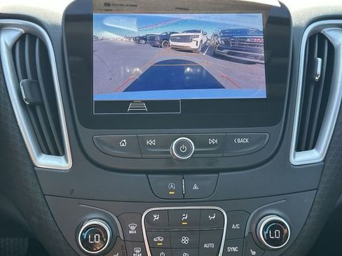 Used 2024 Chevrolet Malibu LT FWD image 14