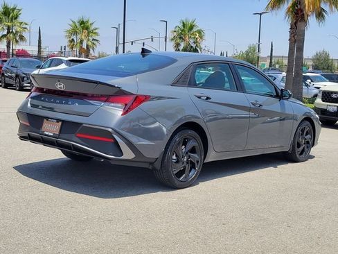 New 2026 Hyundai Elantra Sport FWD image 4