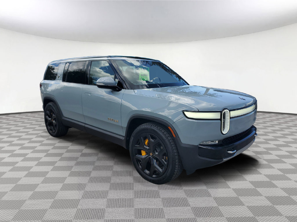 Used 2023 Rivian R1S Adventure Quad AWD/4WD image 3