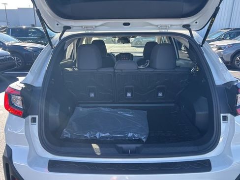 Used 2025 Subaru Crosstrek 2.0i Premium image 10