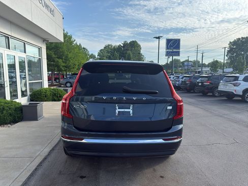 Used 2024 Volvo XC90 T8 Core w/ Climate Package AWD/4WD image 4