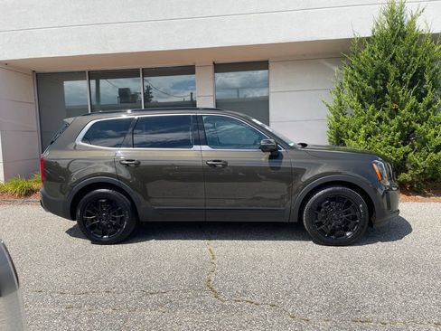 Used 2021 Kia Telluride EX w/ EX Premium Package AWD/4WD image 7