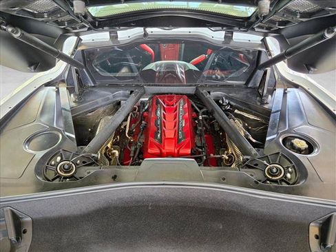 Used 2022 Chevrolet Corvette Stingray Premium Cpe w/ Z51 Performance Package RWD image 18