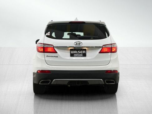 Used 2013 Hyundai Santa Fe GLS FWD image 4