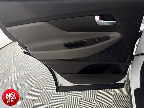 Used 2020 Hyundai Santa Fe SE FWD image 9