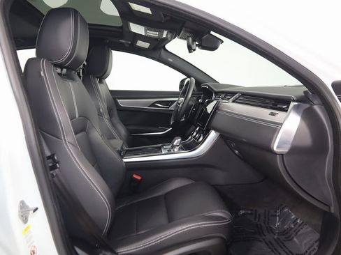 Used 2024 Jaguar XF R-Dynamic SE image 13